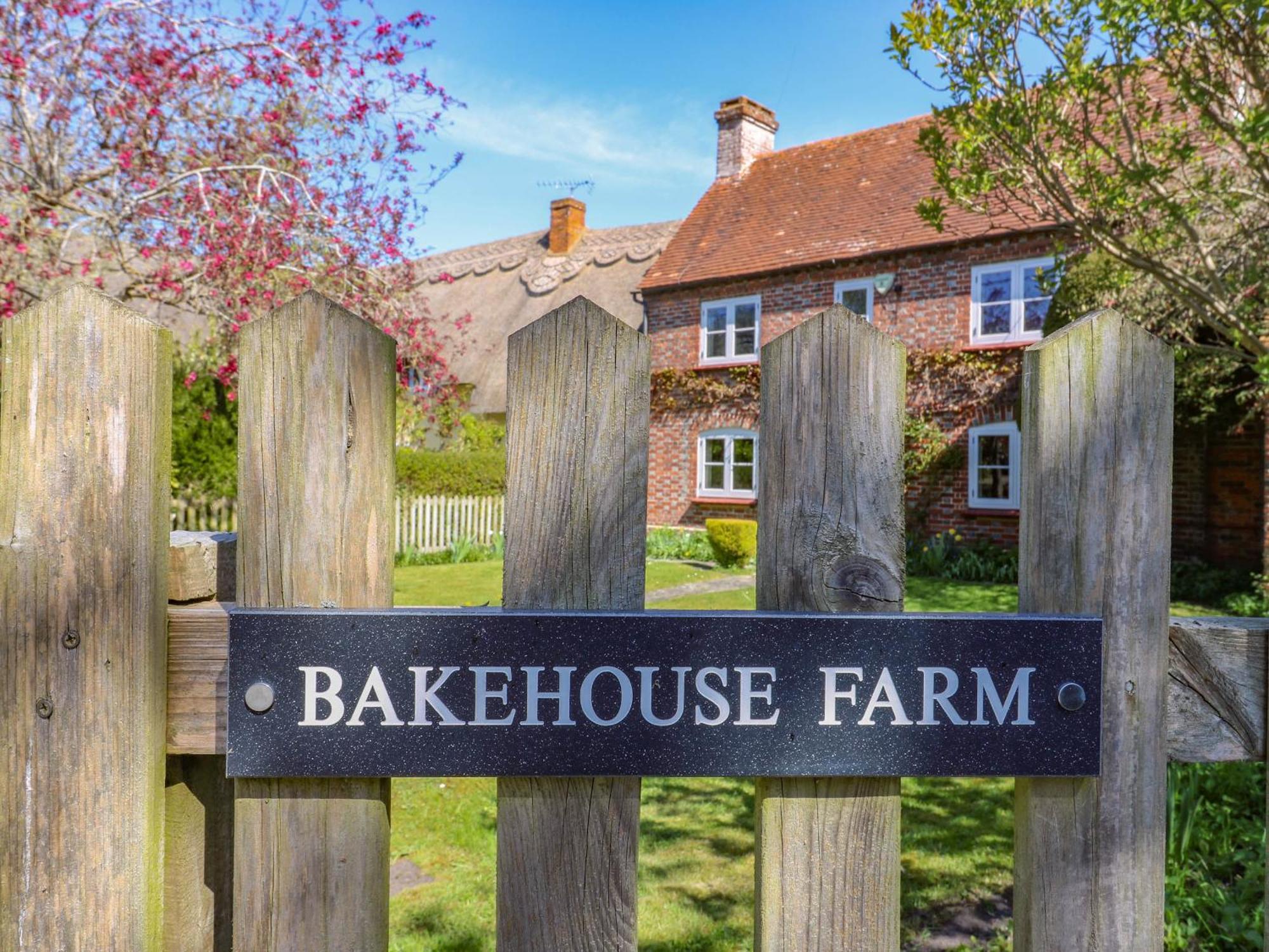 Bakehouse Farm Villa Принсес Рисбъро Екстериор снимка